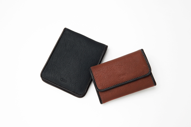 (Left) two folded wallet Black | (Right) key case Hot chocolate