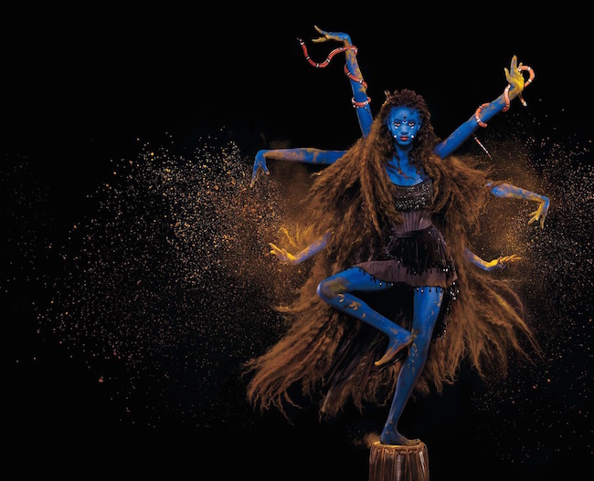 インド神話の戦いの女神 Kali (カーリー) に変身した Willow Smith | Photography Jean-Paul Goude